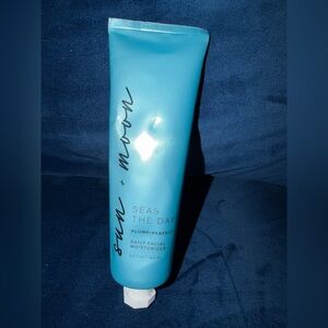 Sun n Moon Seas the Day Daily Facial Moisturizer - Blue